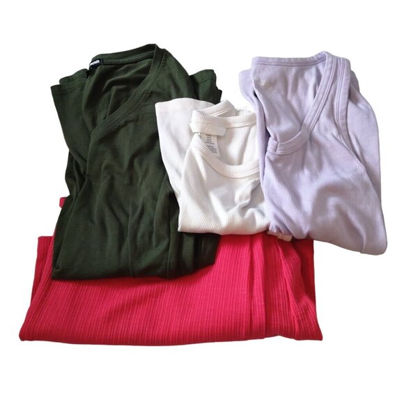 Tops - Lot of 4 Women's Medium Shirts Tanks/T's and Long Sleeve  Old Navy Etc (L4)
